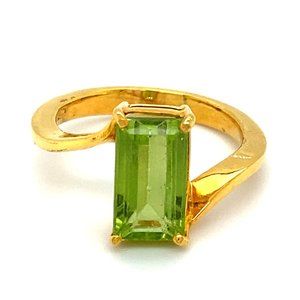 Peridot 3.50ct Solid 18K Yellow Gold Ring